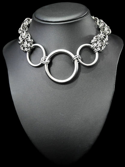 Cerberus Choker