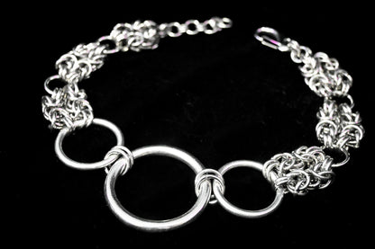 Cerberus Choker