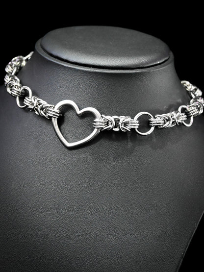 Aphrodite Choker