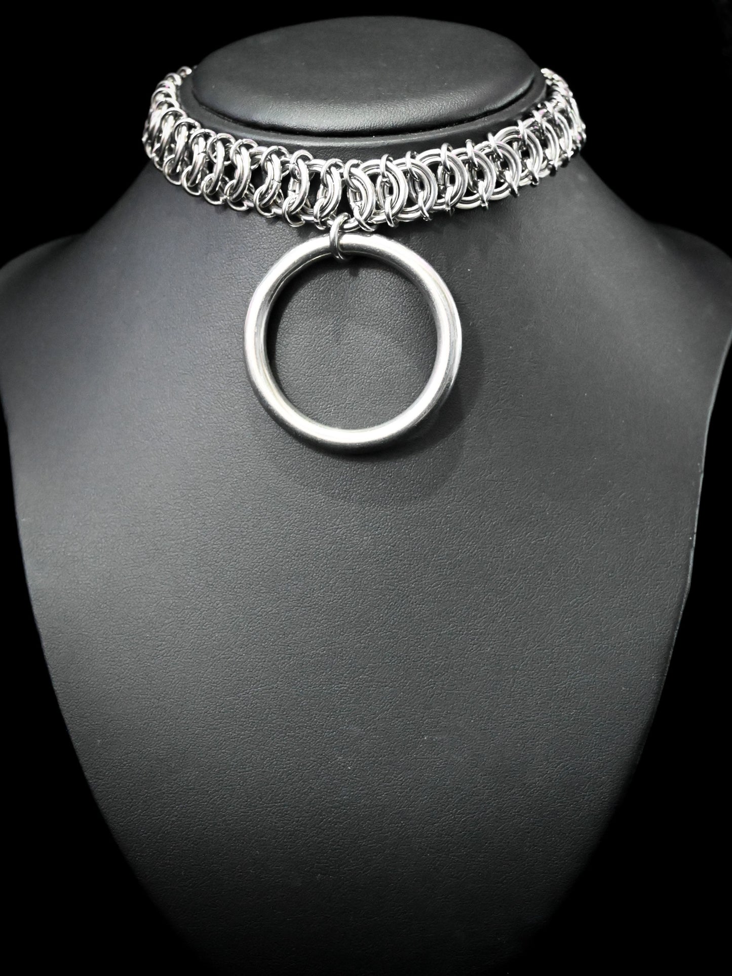 Sphinx Choker